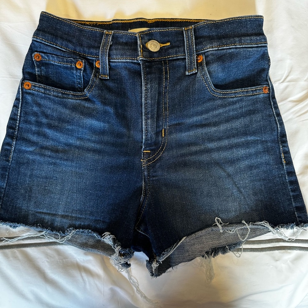 Levi’s high rise denim shorts